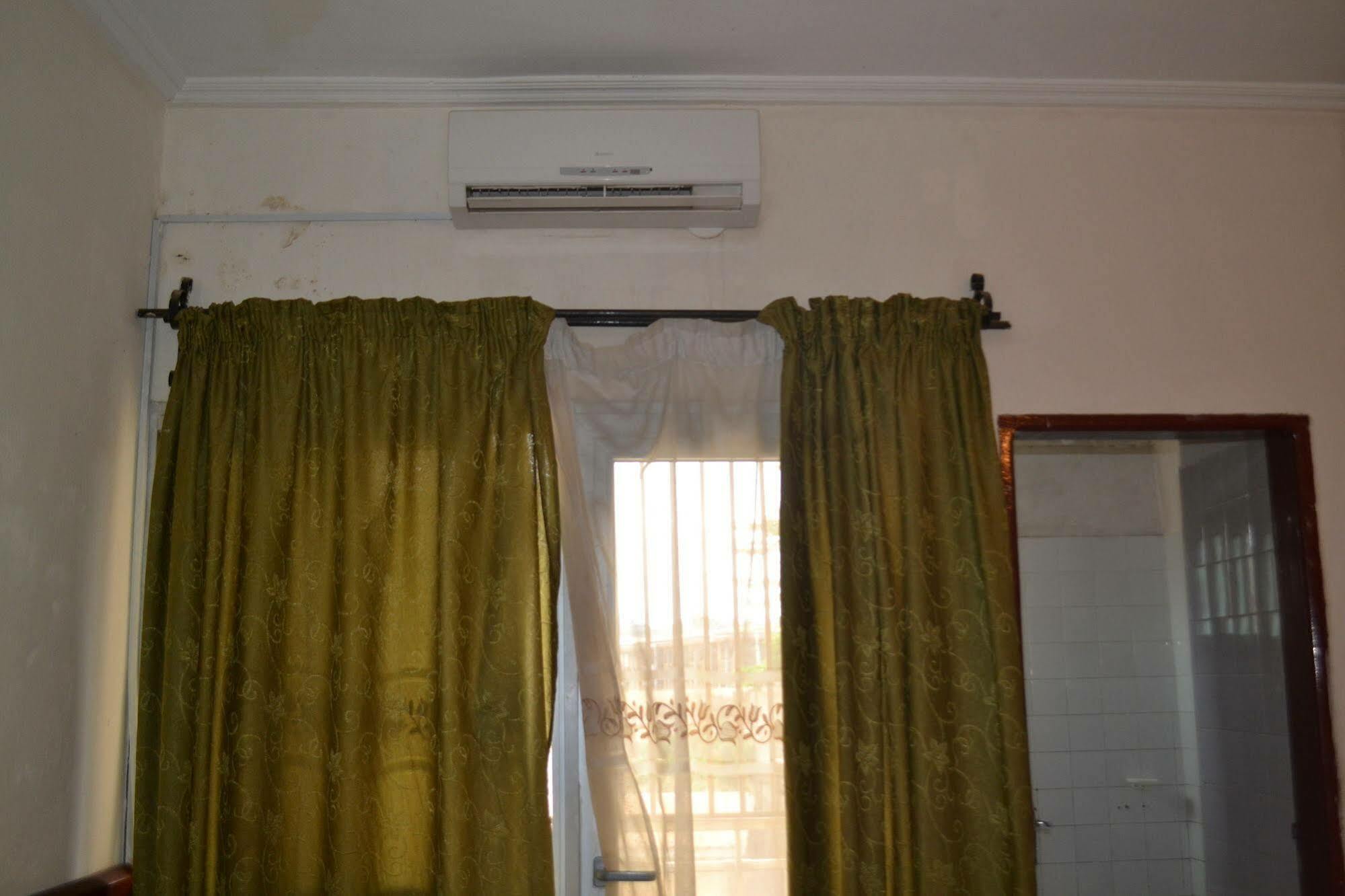 Hotel Le Diplomate Yaoundé Kültér fotó