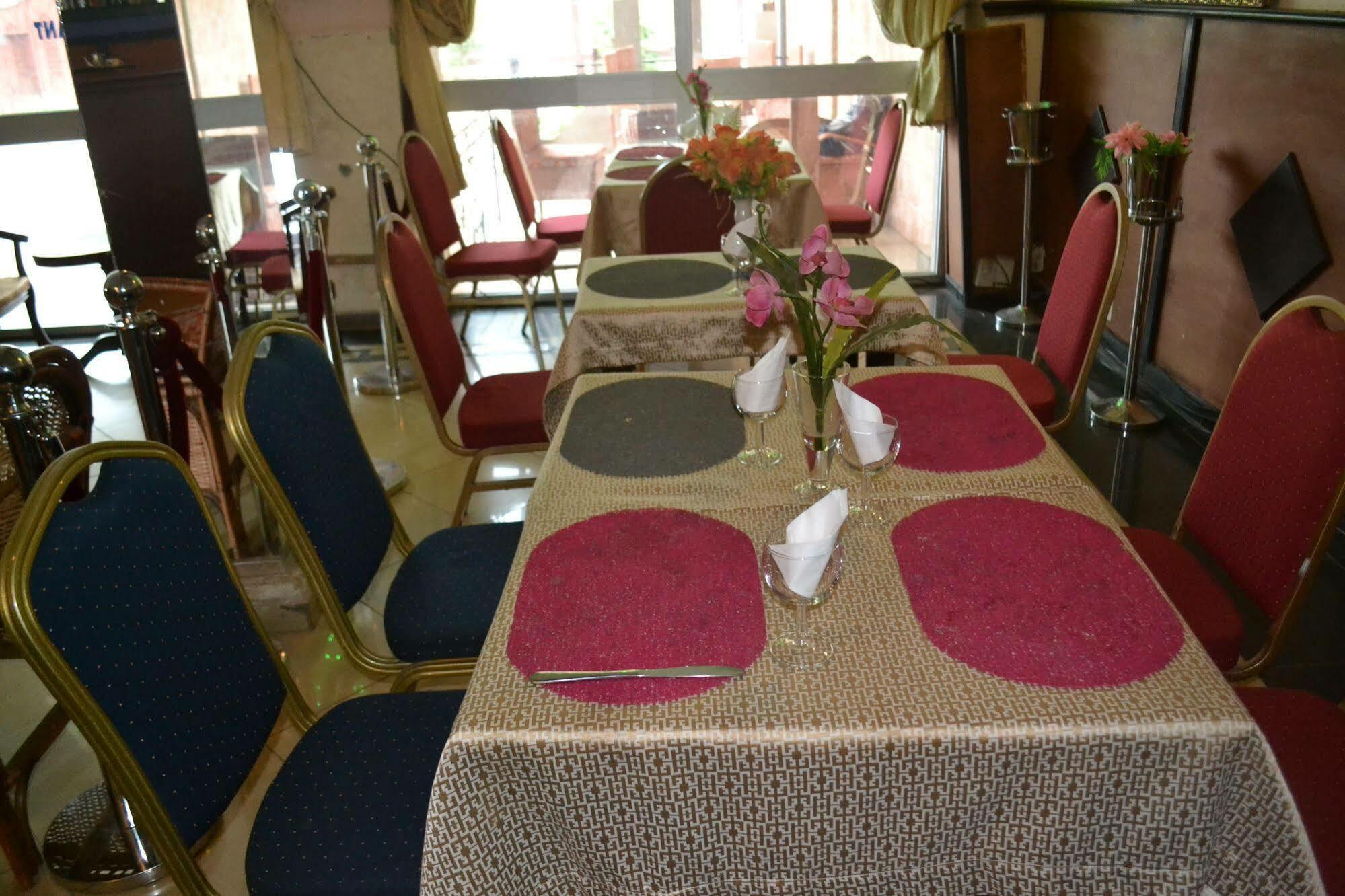 Hotel Le Diplomate Yaoundé Kültér fotó